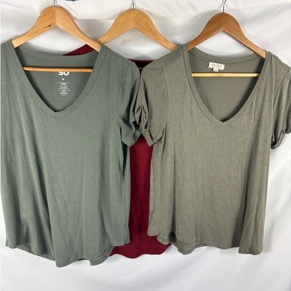 Womans Size Medium Basic Tee Bundle of 3
